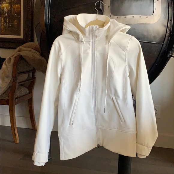 lululemon white rain jacket